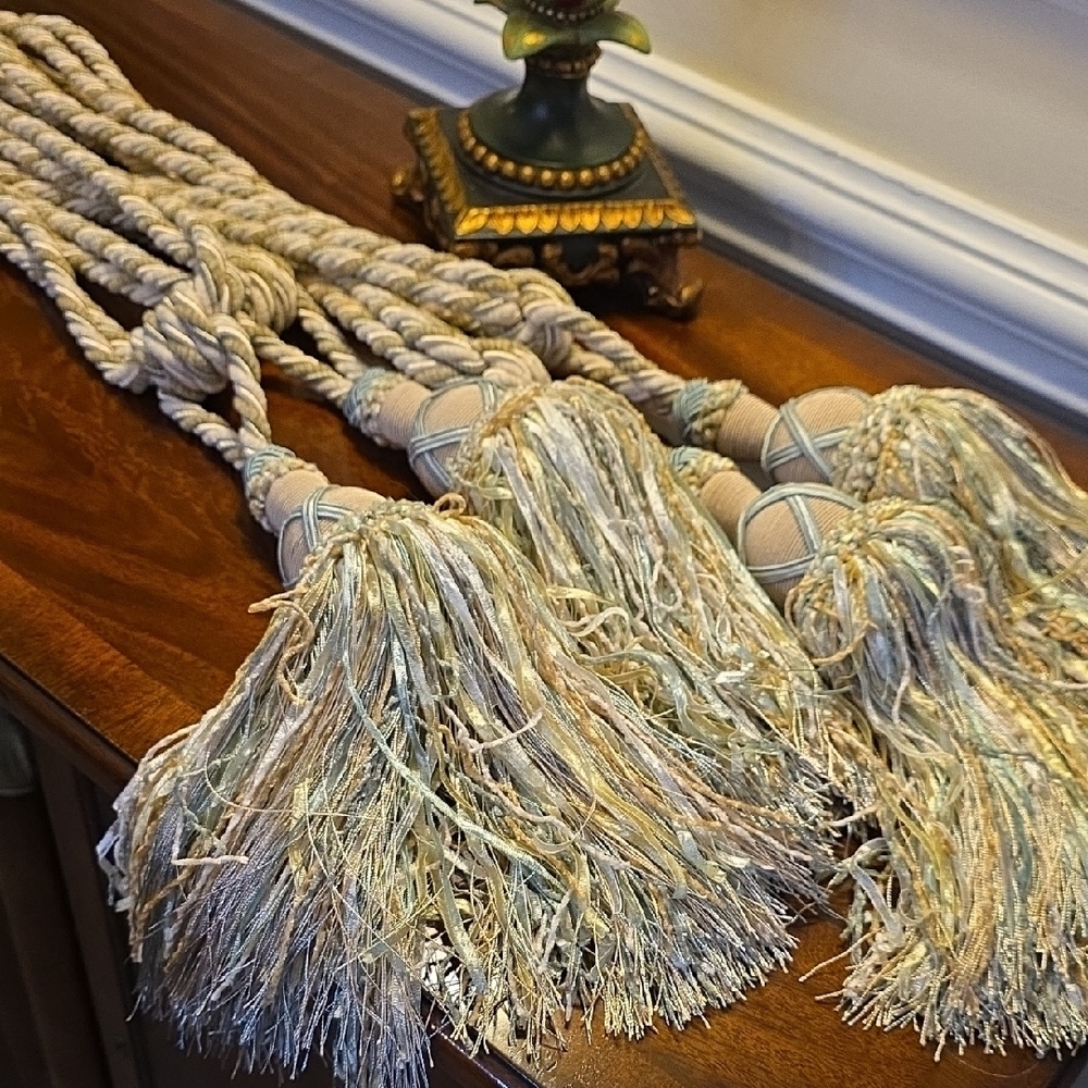 Elegant Tan and Cream Tassel Decor